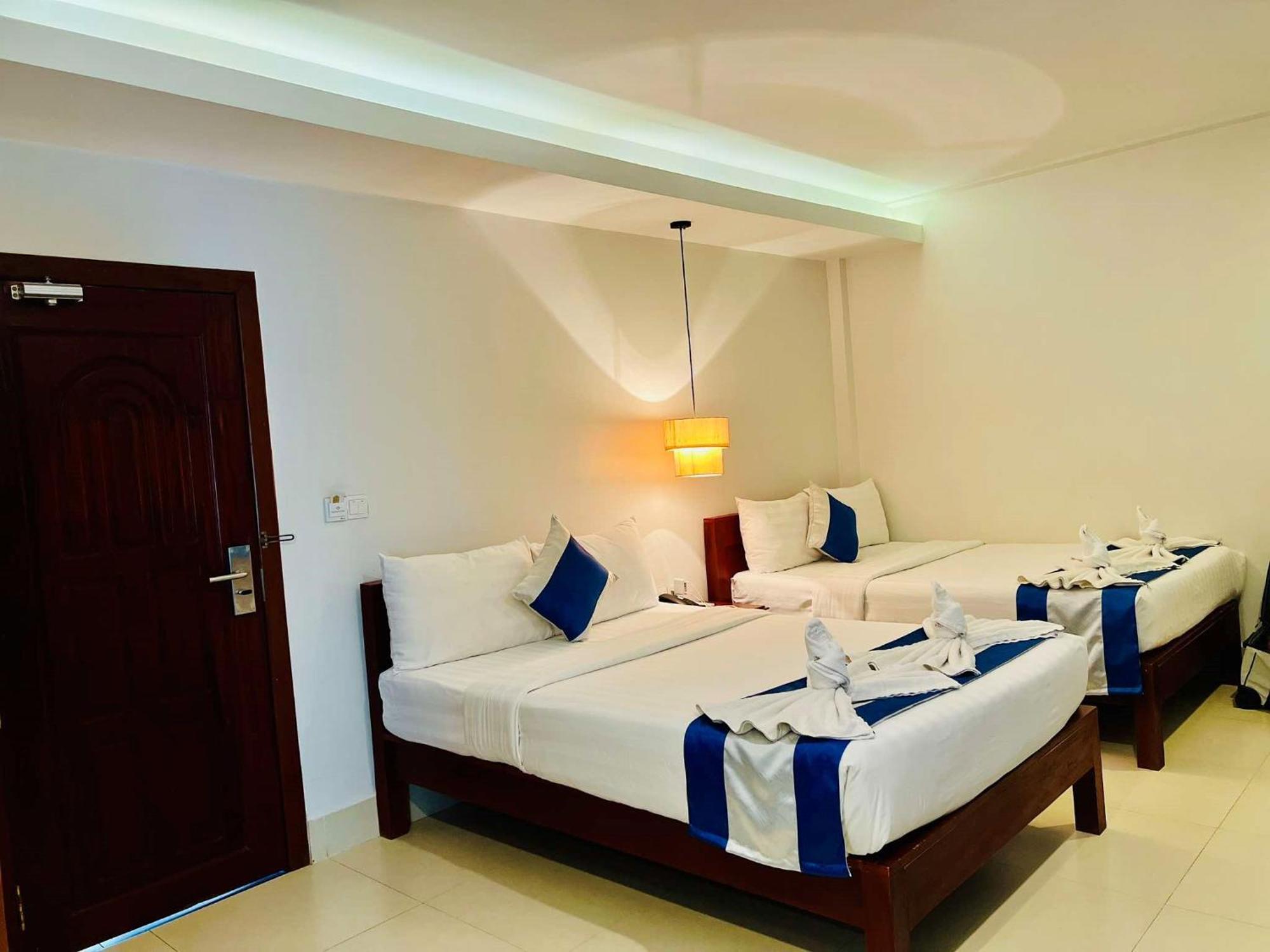 Holy Angkor Hotel Siem Reap Exterior photo
